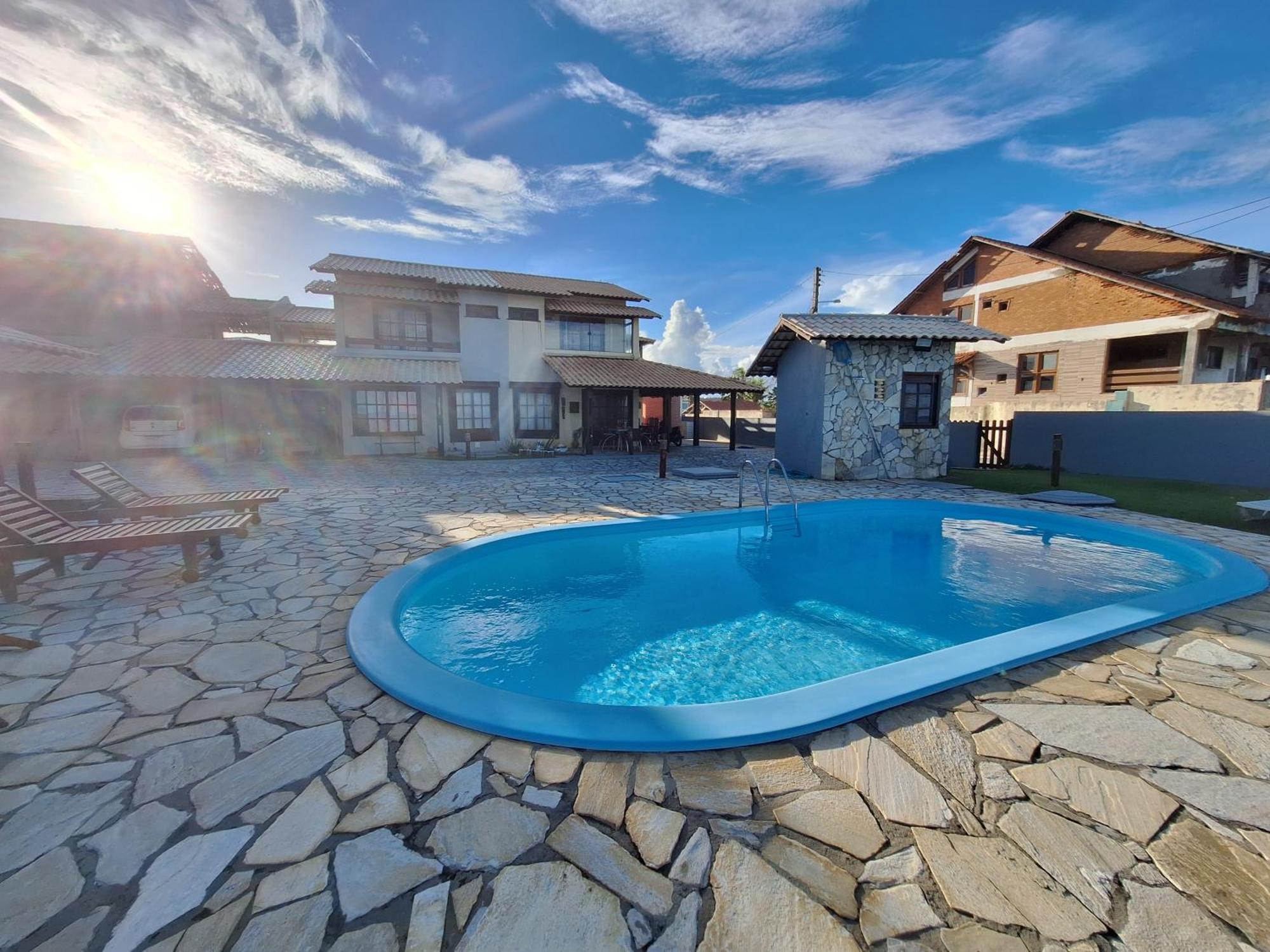 Exclusivo A Beira Mar - Casa De 04 Quartos Com Piscina E Churrasqueira *